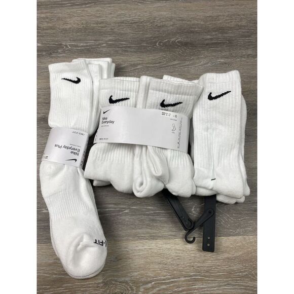 Nike Other - Nike Everyday Plus Dri-Fit LOT 11 Pair Cushioned Adult L Crew Socks Assorted